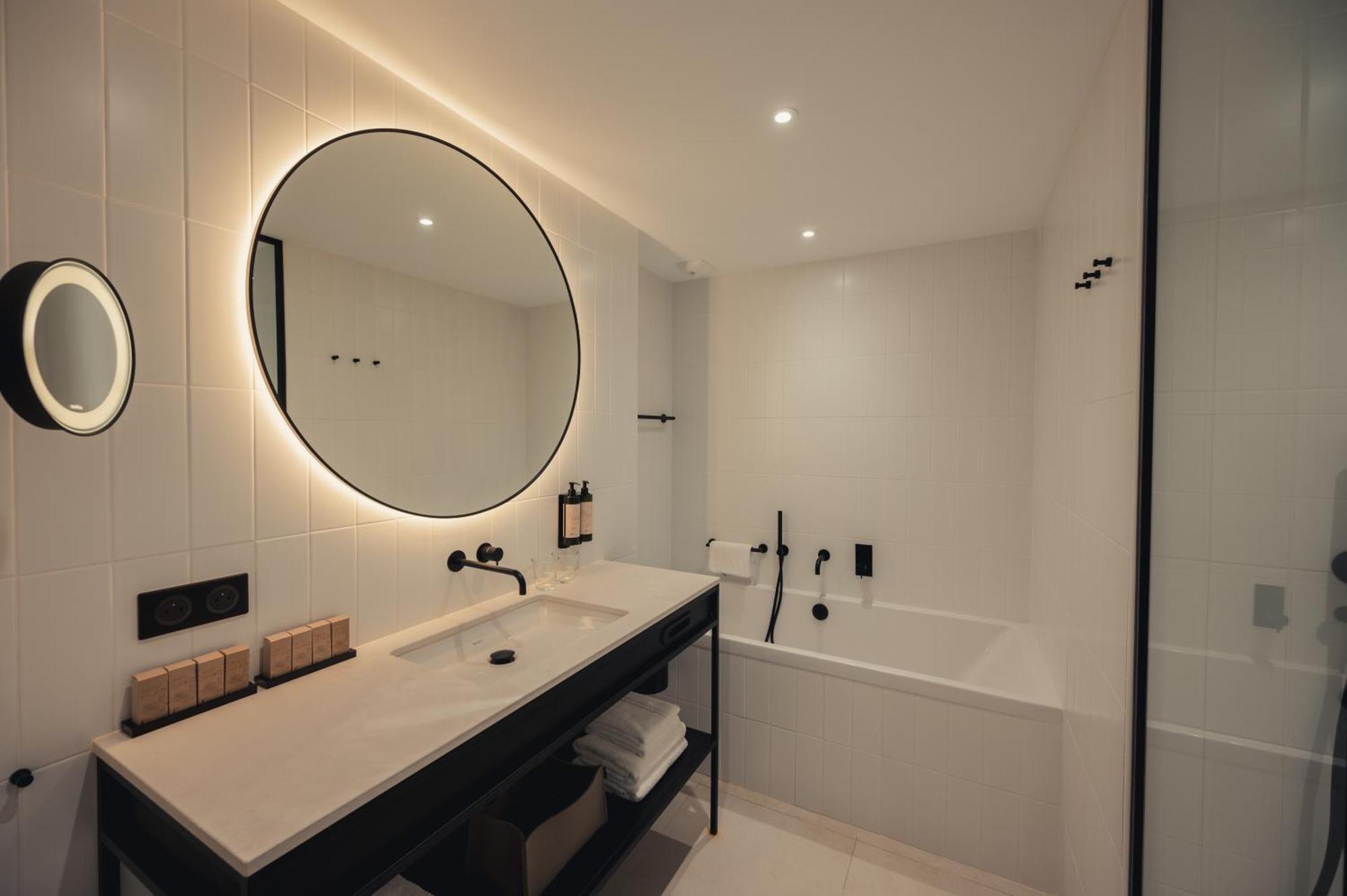 Van Der Valk Hotel Bloom Saint Aygulf Extérieur photo