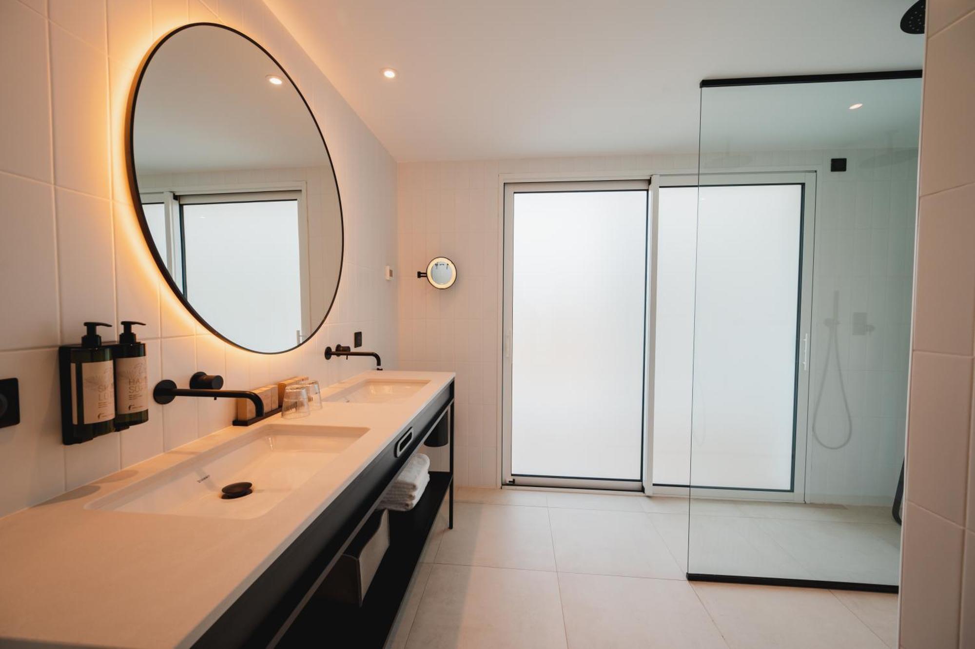 Van Der Valk Hotel Bloom Saint Aygulf Extérieur photo
